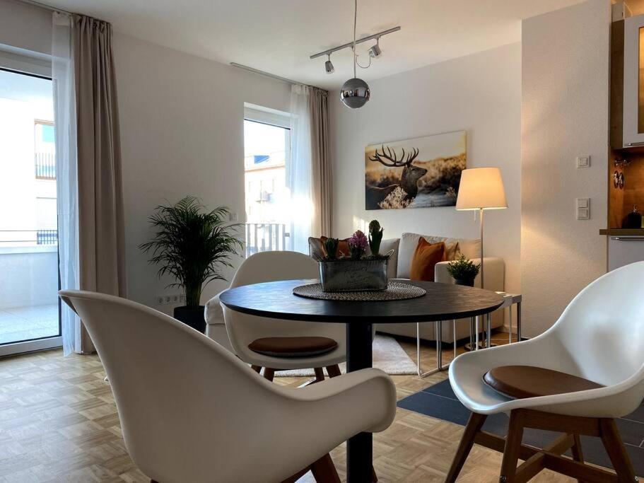 Acapella Suite Adagio 54Qm, Direkt Am Weinberg, Altstadt, Netflix Inklusive Heppenheim  Bagian luar foto